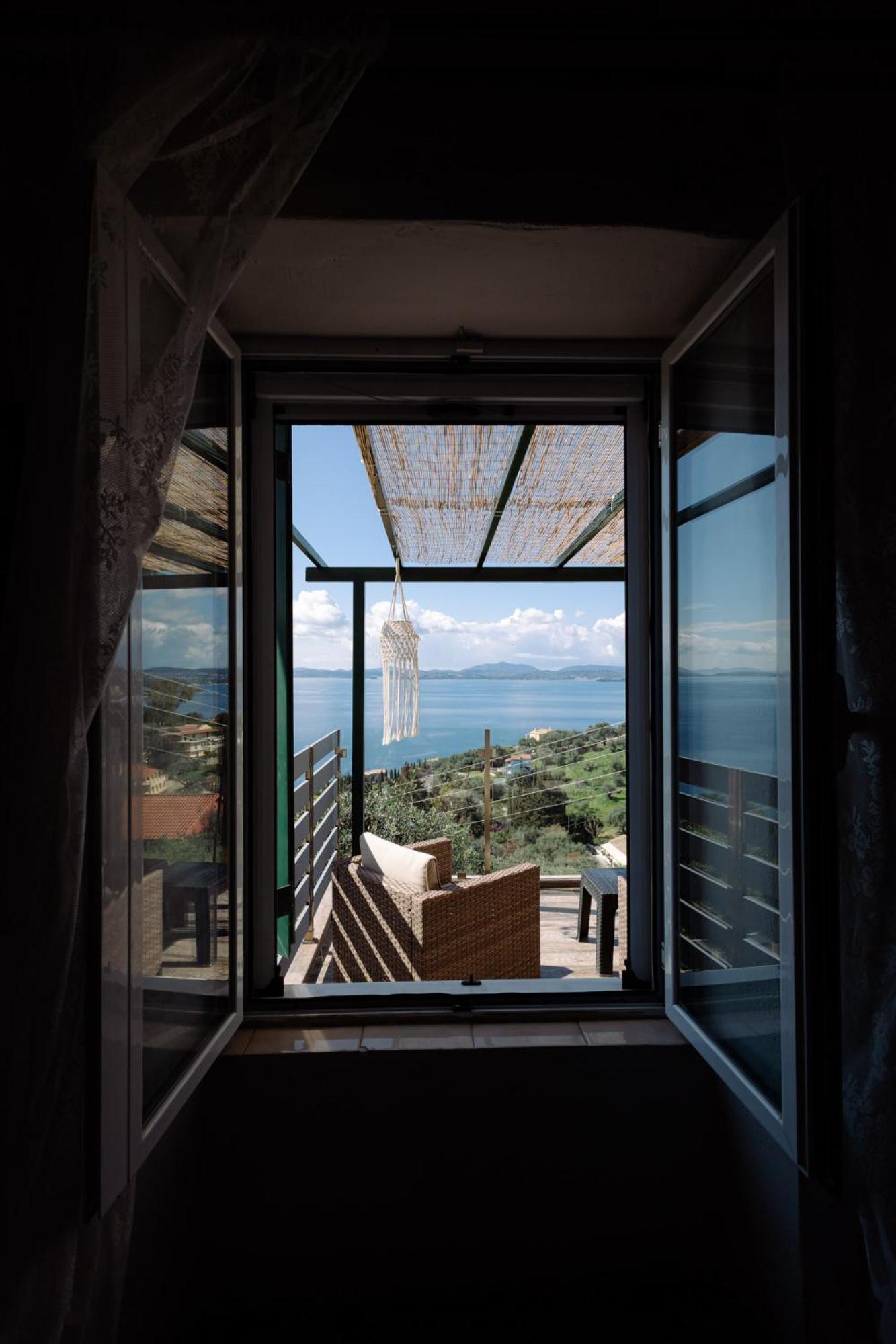 The Greystone Seaview House By Konnect Villa Nisaki  Bagian luar foto