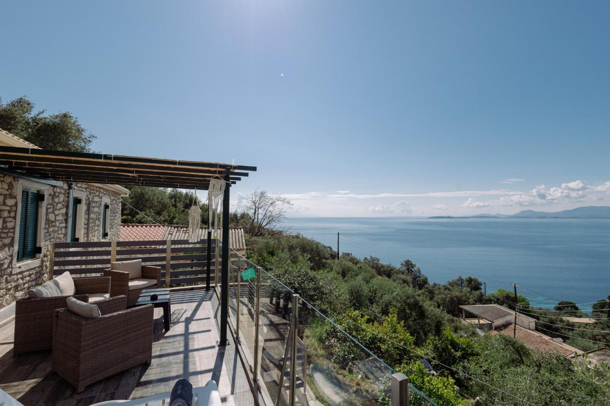 The Greystone Seaview House By Konnect Villa Nisaki  Bagian luar foto
